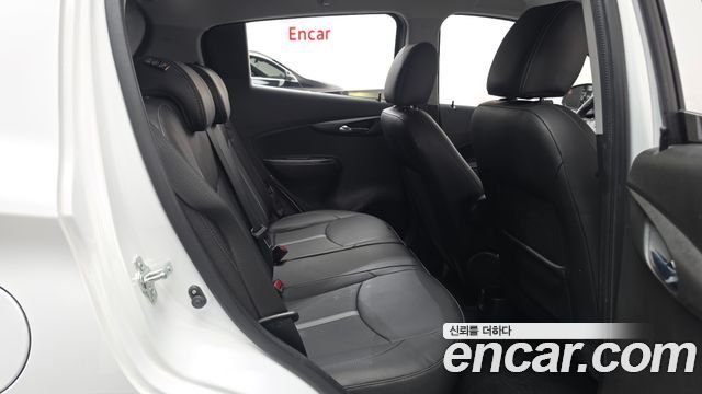 Chevrolet Spark Premier 2022 — фото 15