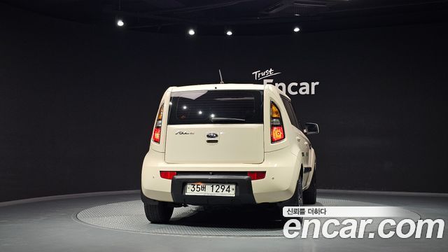 Kia Soul 1.6 2U Safety 2011 — фото 4