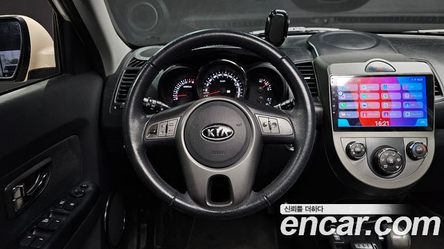 Kia Soul 1.6 2U Safety 2011 — фото 13
