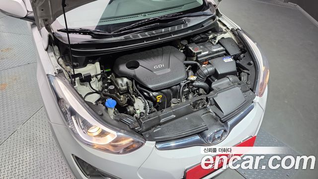 Hyundai Avante 1.6 GDi Modern Standard 2014 — фото 6