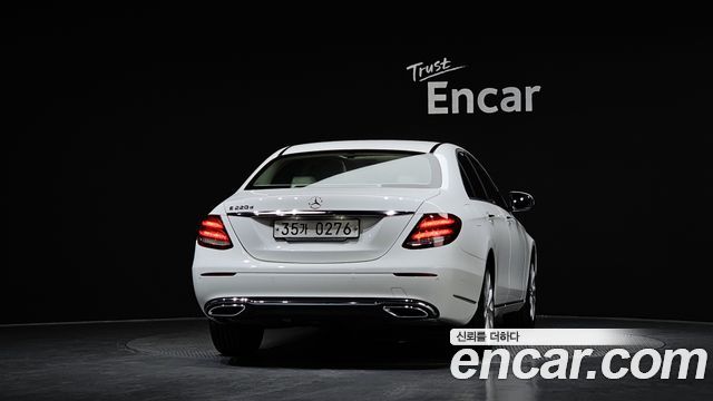 Mercedes-Benz E-Class (W213) E220d Exclusive 2017 — фото 4