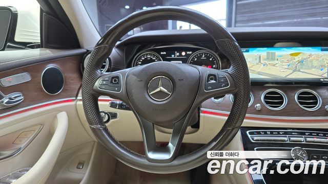 Mercedes-Benz E-Class (W213) E220d Exclusive 2017 — фото 13