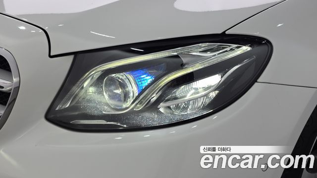 Mercedes-Benz E-Class (W213) E300 Avantgarde 2020 — фото 22