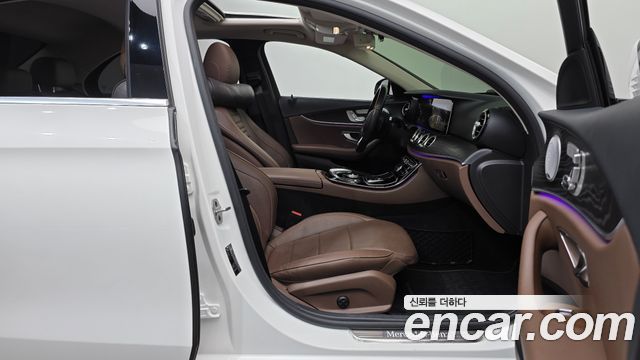 Mercedes-Benz E-Class (W213) E300 Avantgarde 2020 — фото 26