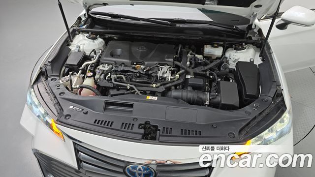 Toyota Avalon (V) 2.5 Hybrid 2019 — фото 6