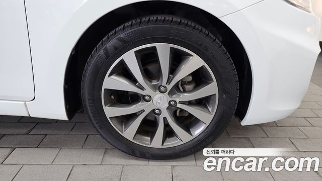 Hyundai Accent (New) 1.6 GDI Premium 2015 — фото 21