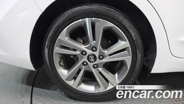 Hyundai Avante (AD) 1.6 GDI Value Plus 2018 — фото 5