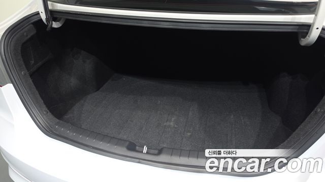 Hyundai Avante (AD) 1.6 GDI Value Plus 2018 — фото 19