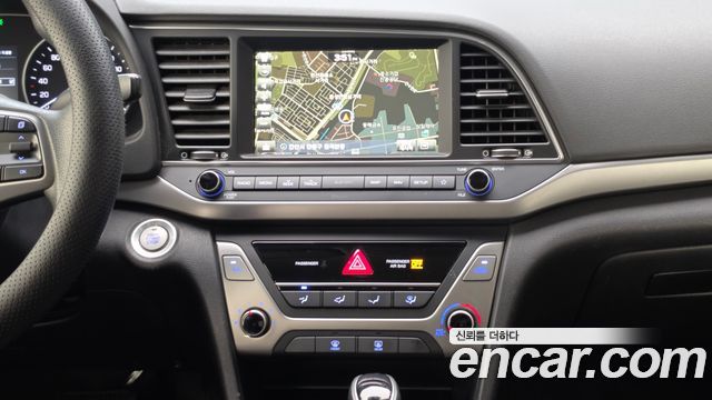 Hyundai Avante (AD) 1.6 GDI Value Plus 2018 — фото 20
