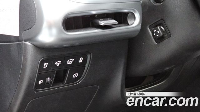 Hyundai Ioniq 9 Performance Type AWD 6-Seater Prestige 2025 — фото 13