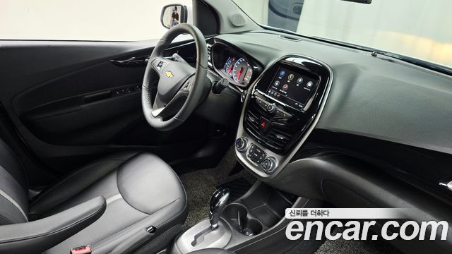 Chevrolet Spark Premier 2022 — фото 19