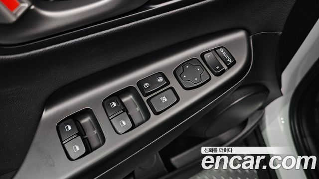 Hyundai Kona 1.6 Turbo 2WD Modern pop 2018 — фото 16