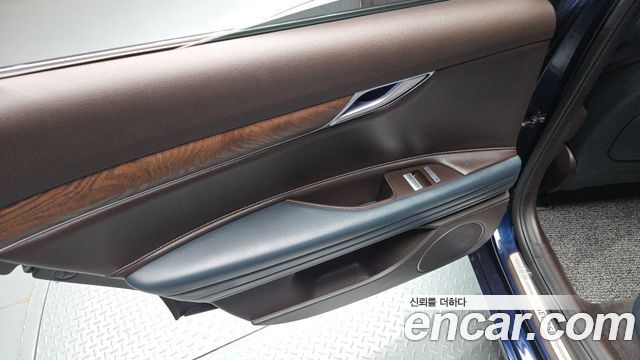 Genesis G80 (RG3) Gasoline 2.5 Turbo AWD 2024 — фото 25