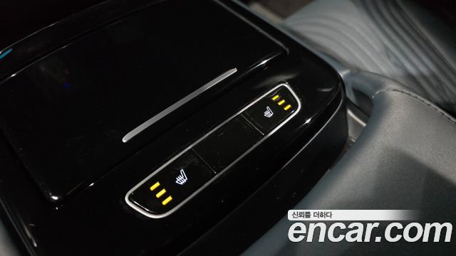 Genesis G80 (RG3) Gasoline 2.5 Turbo AWD 2024 — фото 29
