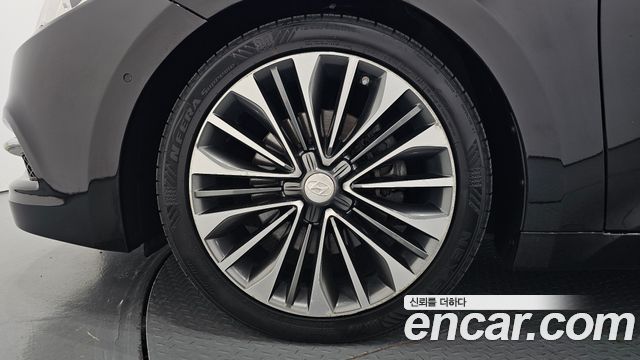 Hyundai Grandeur (HG) HG330 Celebrity 2014 — фото 5
