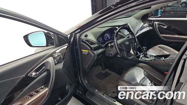 Hyundai Grandeur (HG) HG330 Celebrity 2014 — фото 10