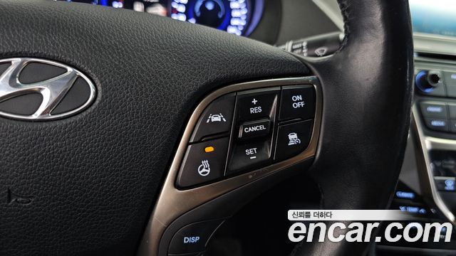 Hyundai Grandeur (HG) HG330 Celebrity 2014 — фото 17