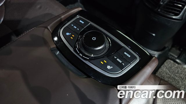 Hyundai Grandeur (HG) HG330 Celebrity 2014 — фото 19