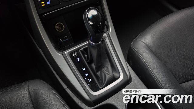 Hyundai Avante 1.6 GDi Smart Standard 2015 — фото 9