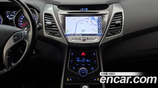 Hyundai Avante 1.6 GDi Smart Standard 2015 — фото 14