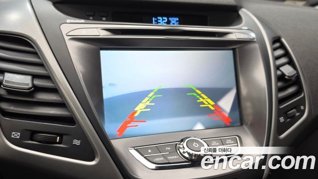 Hyundai Avante 1.6 GDi Smart Standard 2015 — фото 19