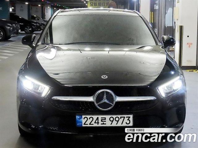Mercedes-Benz A-Class (W177) A250 4MATIC Sedan 2021 — фото 2
