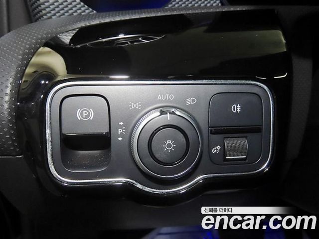 Mercedes-Benz A-Class (W177) A250 4MATIC Sedan 2021 — фото 19