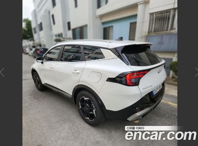 Kia Sportage (V) Gasoline 1.6 Turbo 2WD Signature 2025 — фото 2