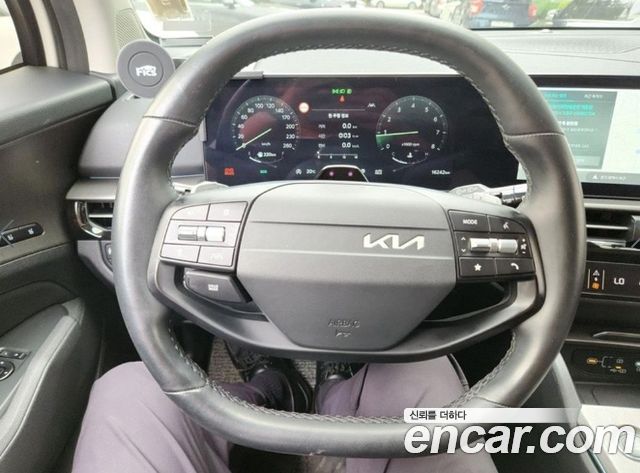 Kia Sportage (V) Gasoline 1.6 Turbo 2WD Signature 2025 — фото 16