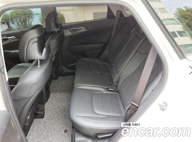 Kia Sportage (V) Gasoline 1.6 Turbo 2WD Signature 2025 — фото 18