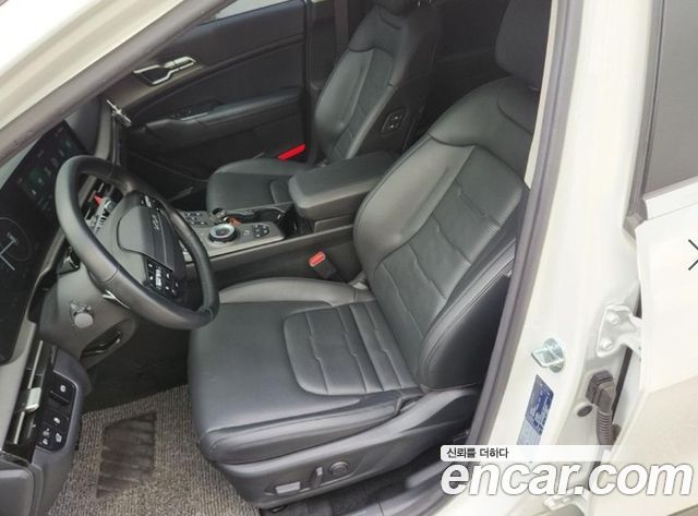 Kia Sportage (V) Gasoline 1.6 Turbo 2WD Signature 2025 — фото 19