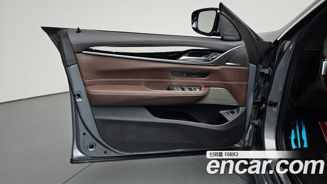 BMW 6 Series GT (G32) 630i xDrive M Sport 2023 — фото 24