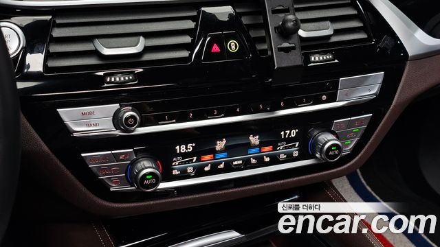 BMW 6 Series GT (G32) 630i xDrive M Sport 2023 — фото 27