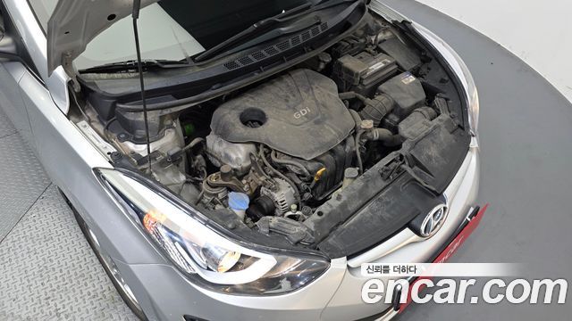 Hyundai Avante 1.6 GDi Style 2015 — фото 6