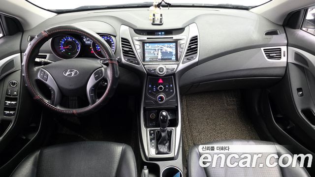 Hyundai Avante 1.6 GDi Style 2015 — фото 7