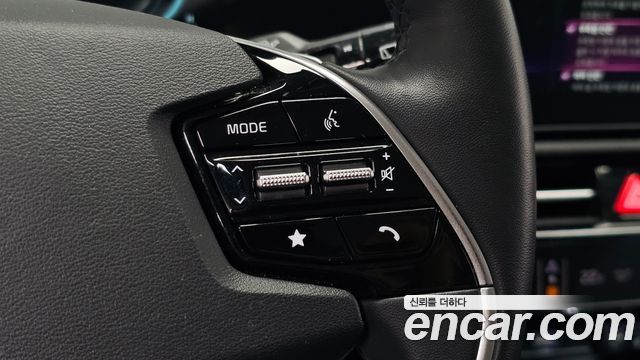 Kia Niro Prestige 2023 — фото 15