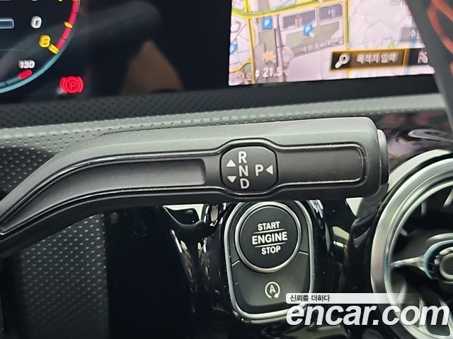 Mercedes-Benz A-Class (W177) AMG A35 4MATIC Sedan 2021 — фото 8