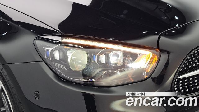 Mercedes-Benz E-Class (W213) E220d 4MATIC AMG Line 2021 — фото 22