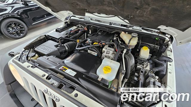 Jeep Wrangler (JK) 2.8 Diesel Rubicon 4Door 2014 — фото 6