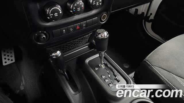 Jeep Wrangler (JK) 2.8 Diesel Rubicon 4Door 2014 — фото 9