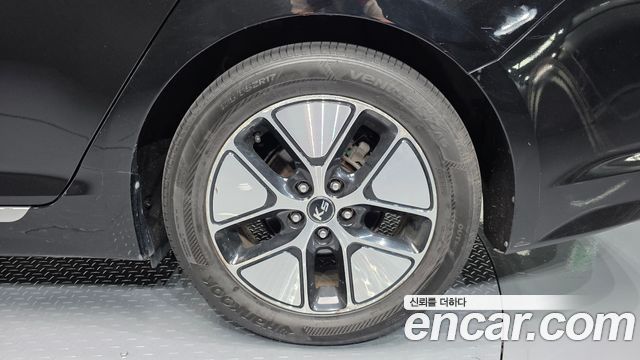 Kia K5 Hybrid Luxury 2013 — фото 27
