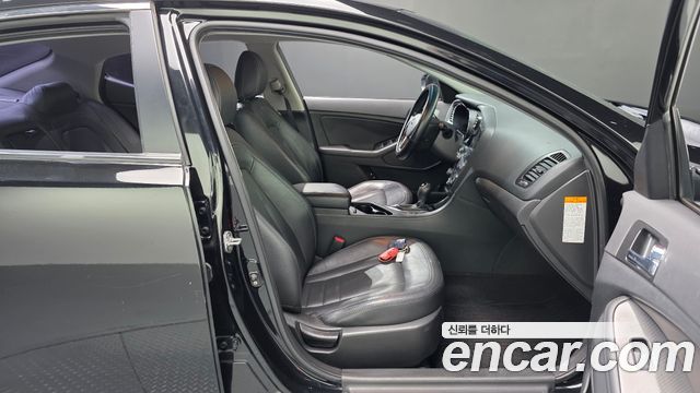 Kia K5 Hybrid Luxury 2013 — фото 32