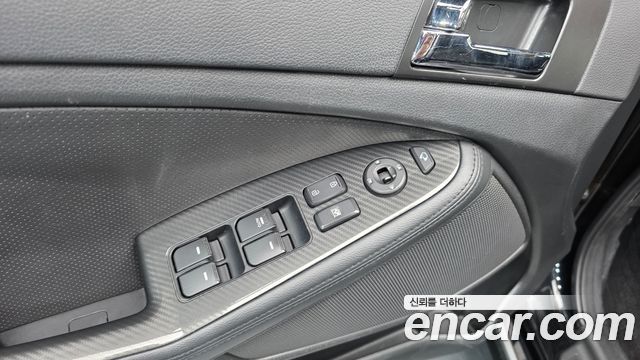 Kia K5 Hybrid Luxury 2013 — фото 35
