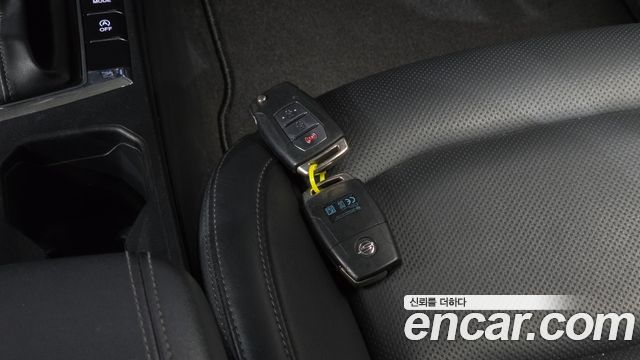 KG Mobility (SsangYong) Beautiful Korando Gasoline 1.5 2WD C5 Prime 2020 — фото 15