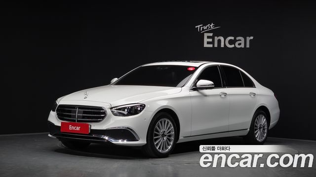 Mercedes-Benz E-Class (W213) E250 Exclusive 2023 — фото 1