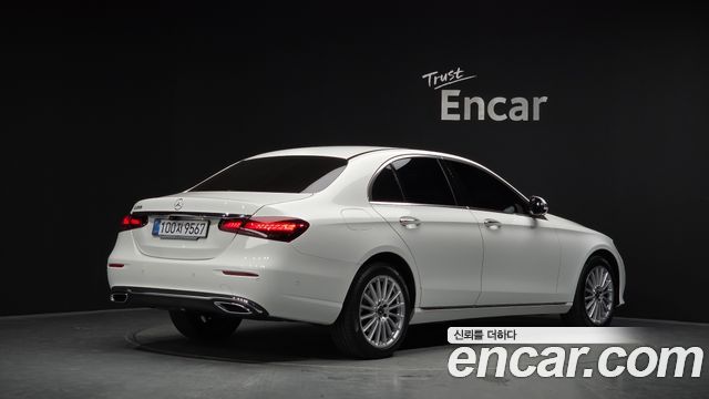 Mercedes-Benz E-Class (W213) E250 Exclusive 2023 — фото 2