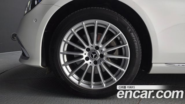 Mercedes-Benz E-Class (W213) E250 Exclusive 2023 — фото 5