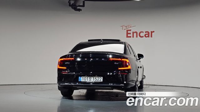 Volvo S90 B6 AWD Ultimate Bright 2023 — фото 4