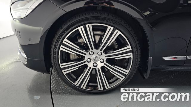 Volvo S90 B6 AWD Ultimate Bright 2023 — фото 5