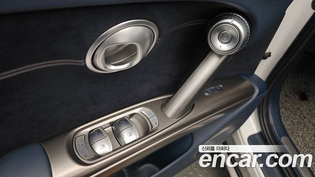 Genesis GV60 Performance AWD 2022 — фото 30